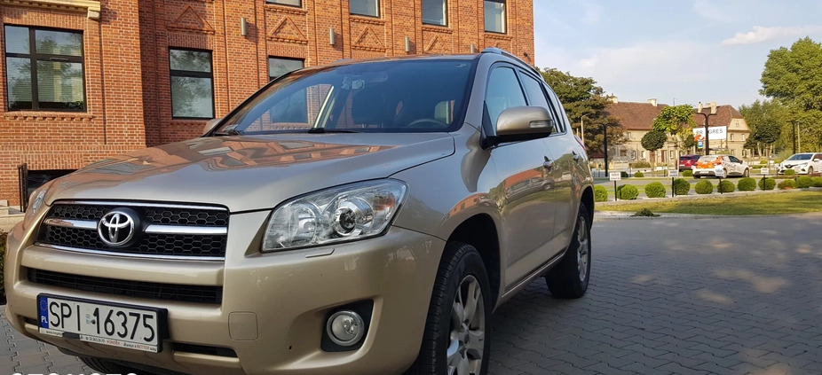 Toyota RAV4 cena 47000 przebieg: 147400, rok produkcji 2009 z Bełchatów małe 326